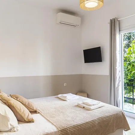 Olive Grove Annex Appart hôtel *