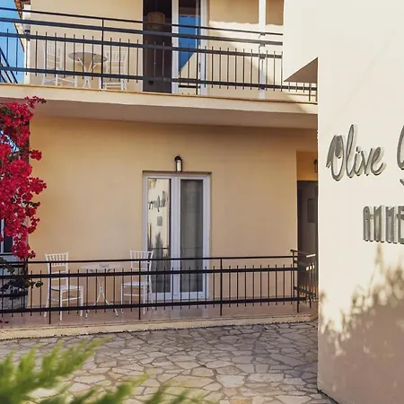 Olive Grove Annex מלון דירות