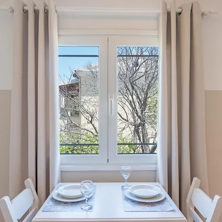 Olive Grove Annex Appart hôtel *